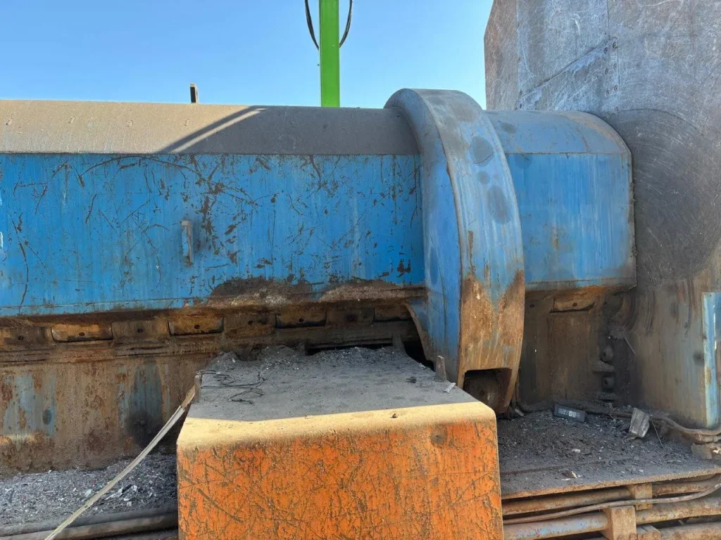 Side detail of used Taurus C872HD scrap shear baler