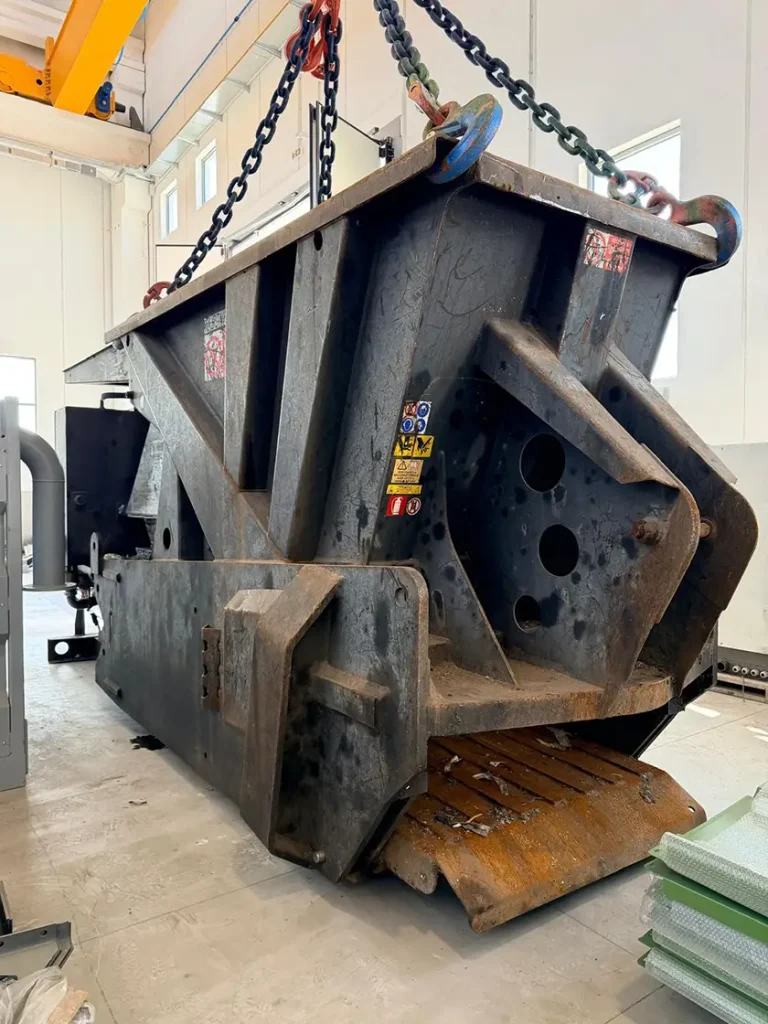 used Bonfiglioli Squalo CS100 mobile shear loading box